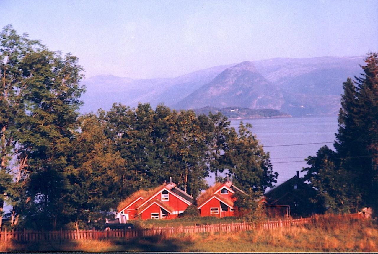 Hardanger Feriesenter Nesvika Villa นูร์ไฮม์ซุนด์ ภายนอก รูปภาพ