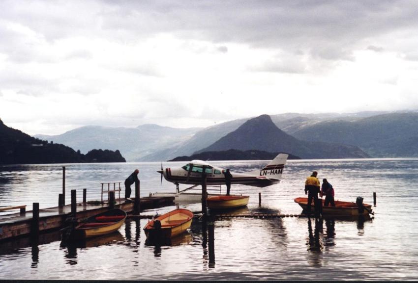 Hardanger Feriesenter Nesvika Villa นูร์ไฮม์ซุนด์ ภายนอก รูปภาพ
